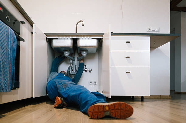 Professional Leak Detection technician working in Shelbyville, IN